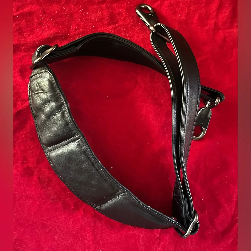 Tumi Black Leather Luggage Strap